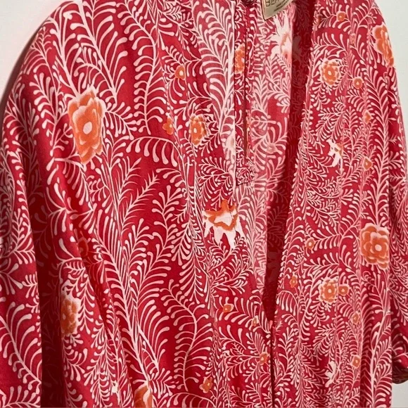 BeachGold Flowy flattering red Floral short sleeve elasticized drawstring Romper - Picture 2 of 12